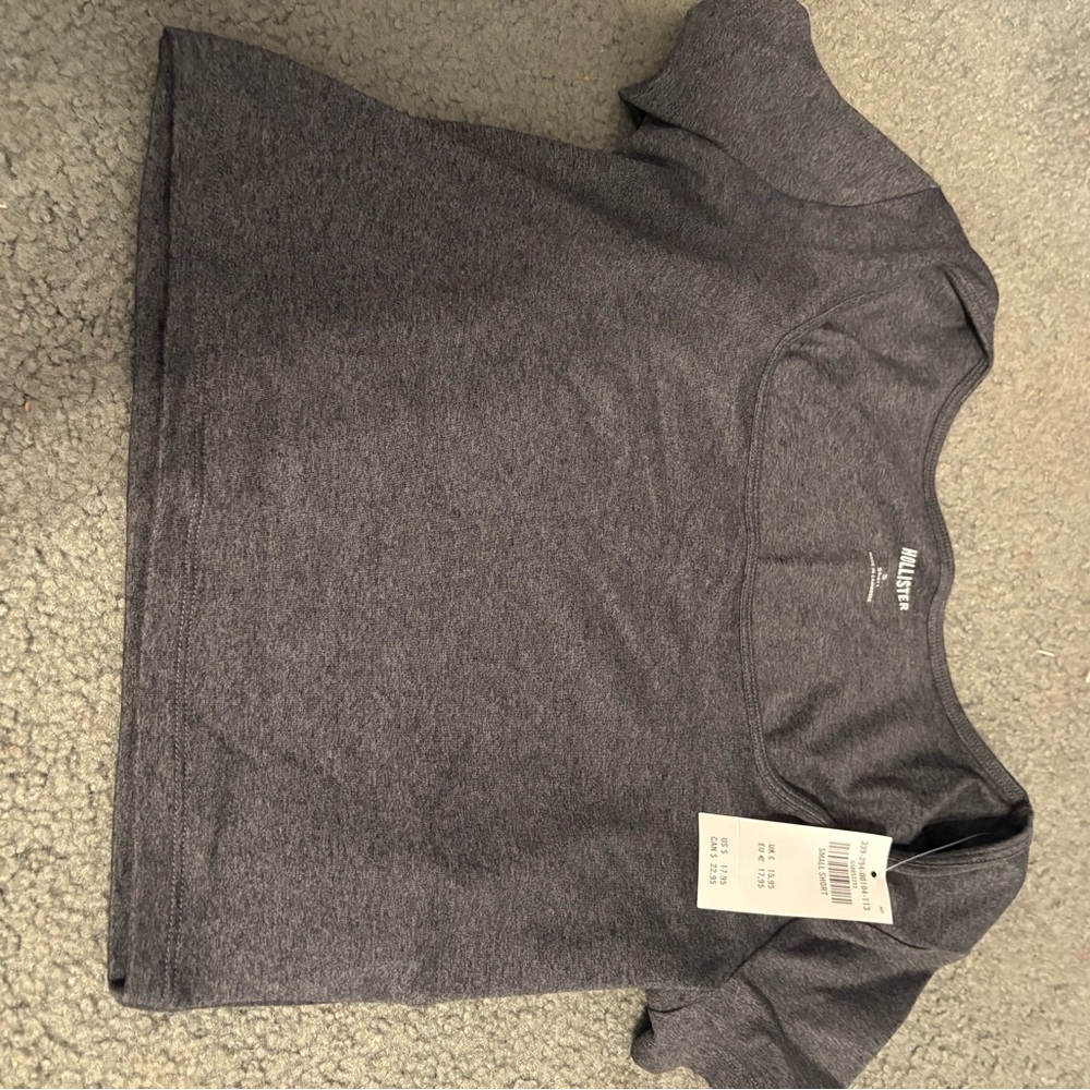 Hollister Gray Crop Top